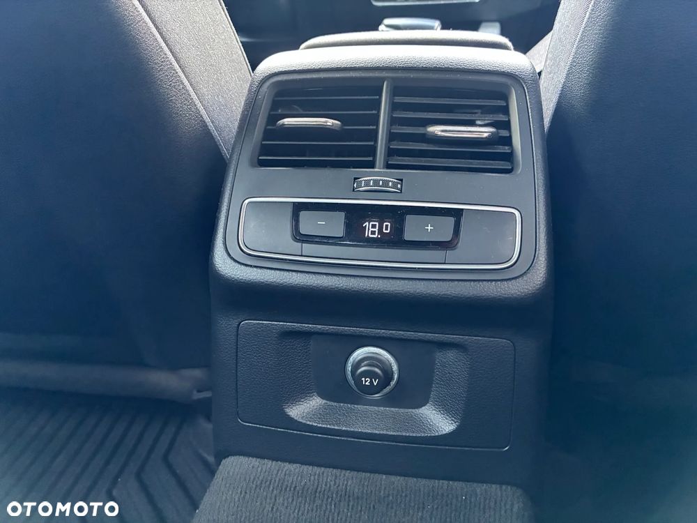 Audi A4 Limousine 35 TDI mHEV S Line S tronic - 29