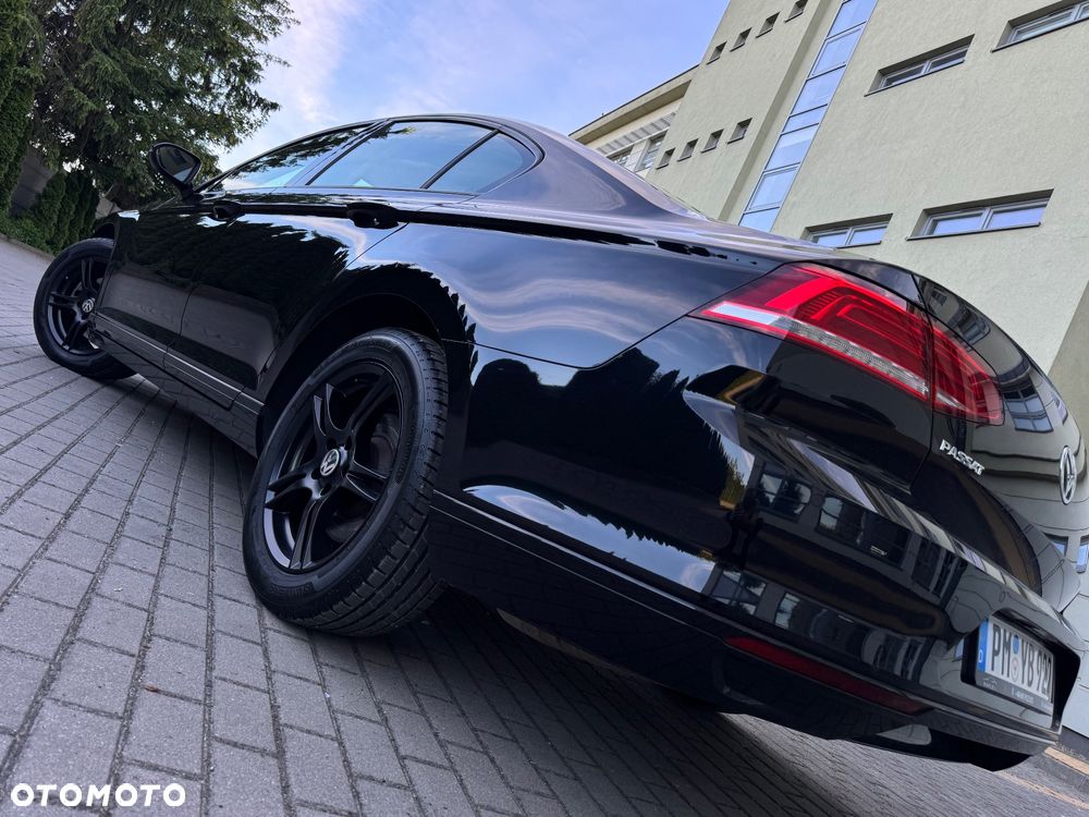 Volkswagen Passat - 20