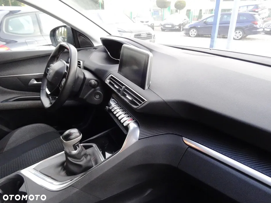 Peugeot 3008 1.5 BlueHDi Active S&S - 12
