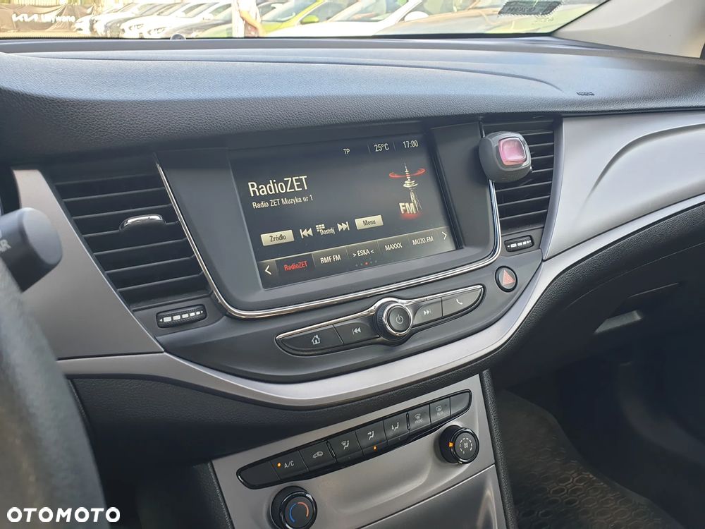 Opel Astra V 1.4 Essentia - 12