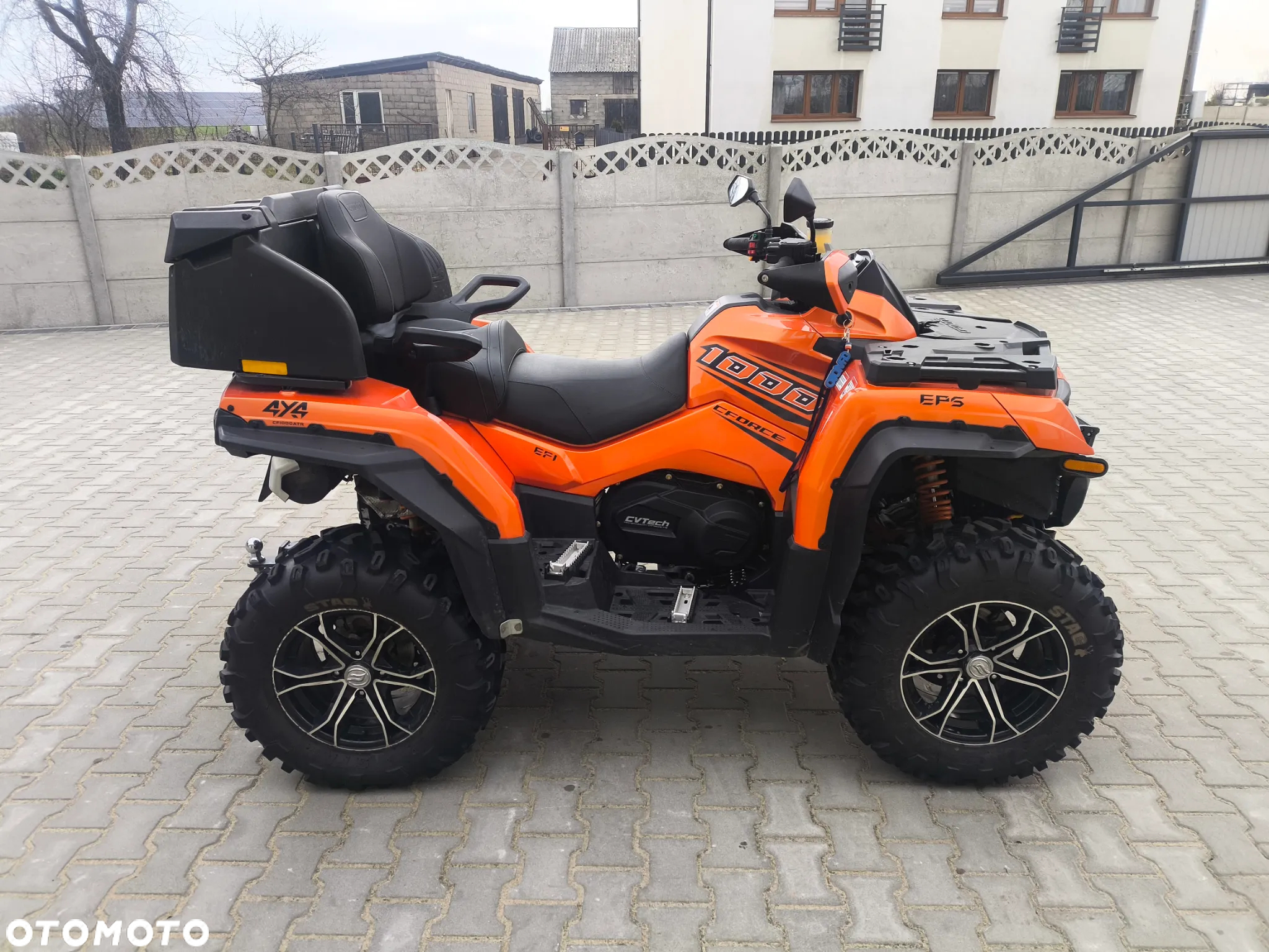 CFMoto CForce - 6