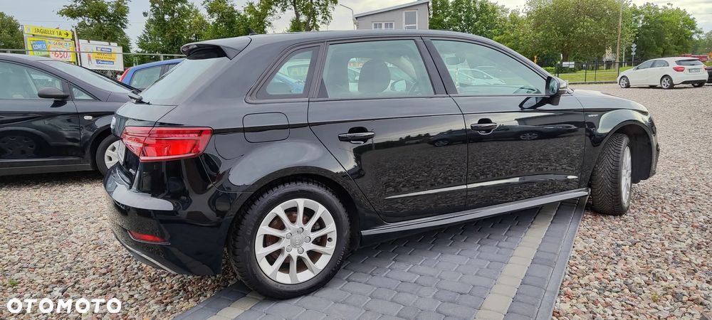 Audi A3 Sportback - 12