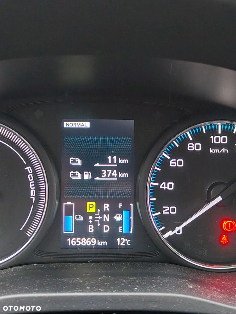 Mitsubishi Outlander - 9