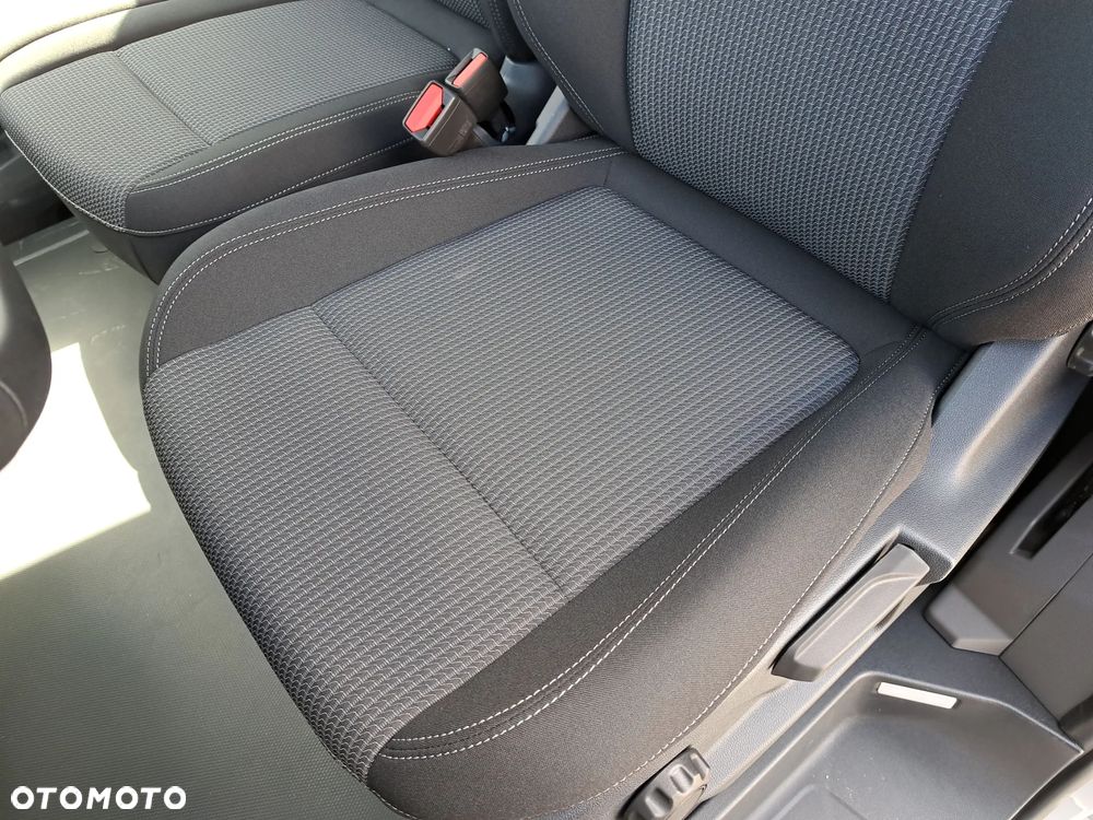 Volkswagen Transporter - 12