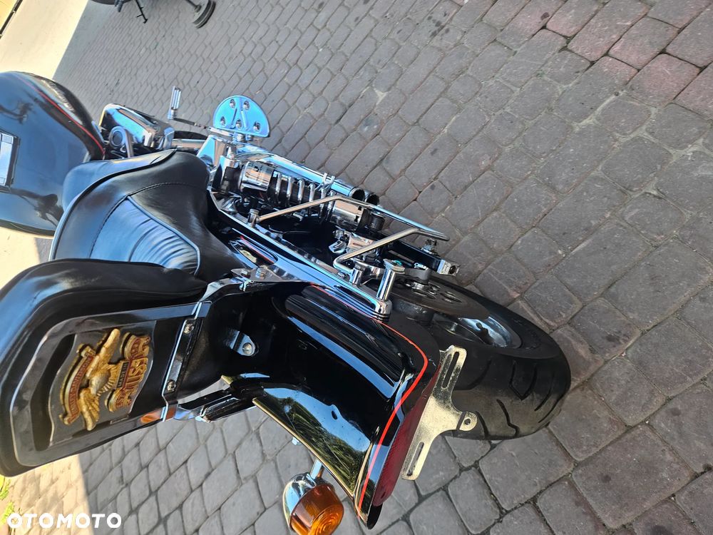 Harley-Davidson Dyna Wide Glide - 22