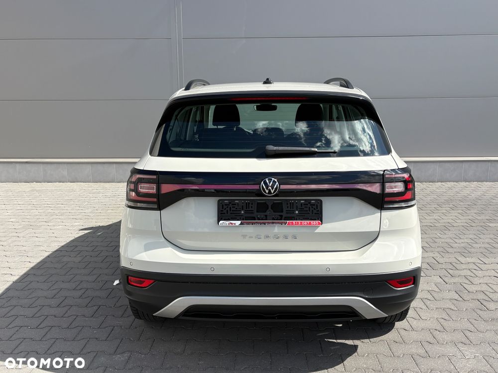 Volkswagen T-Cross - 15