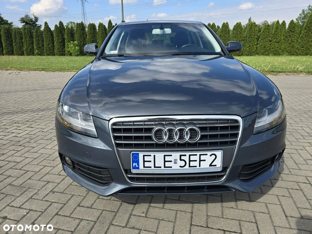 Audi A4 Limousine - 6