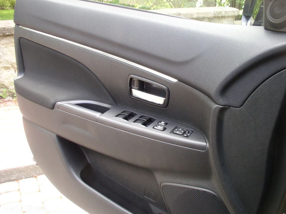 Mitsubishi ASX 1.6 2WD Diamant Edition+ - 10