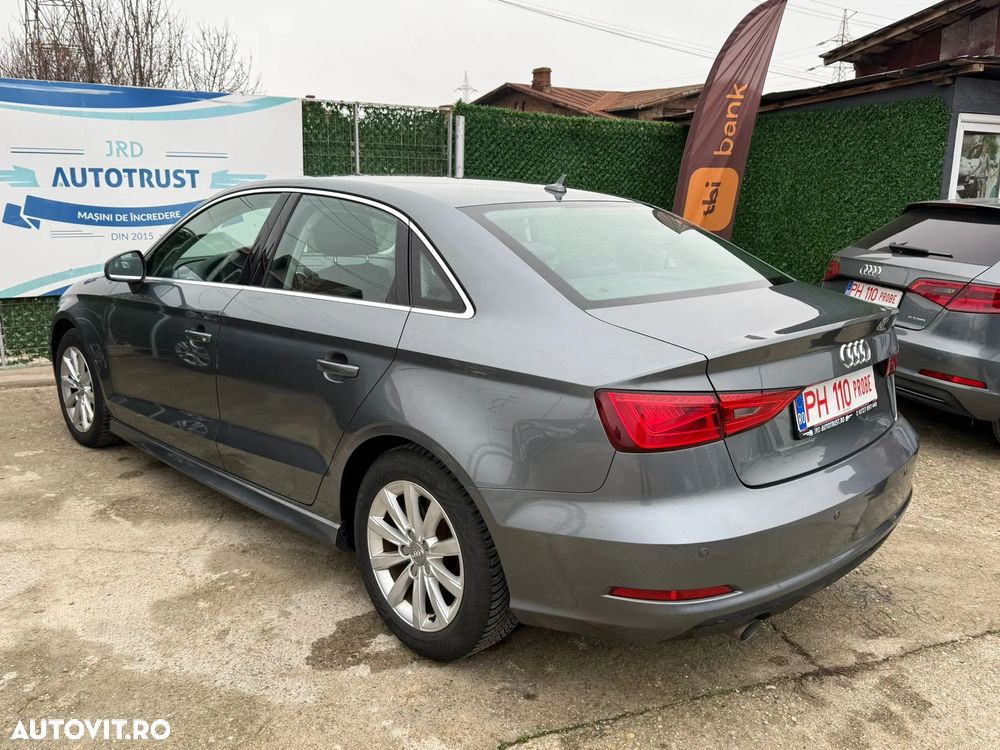 Audi A3 Sportback 1.6 TDI clean Attraction - 3