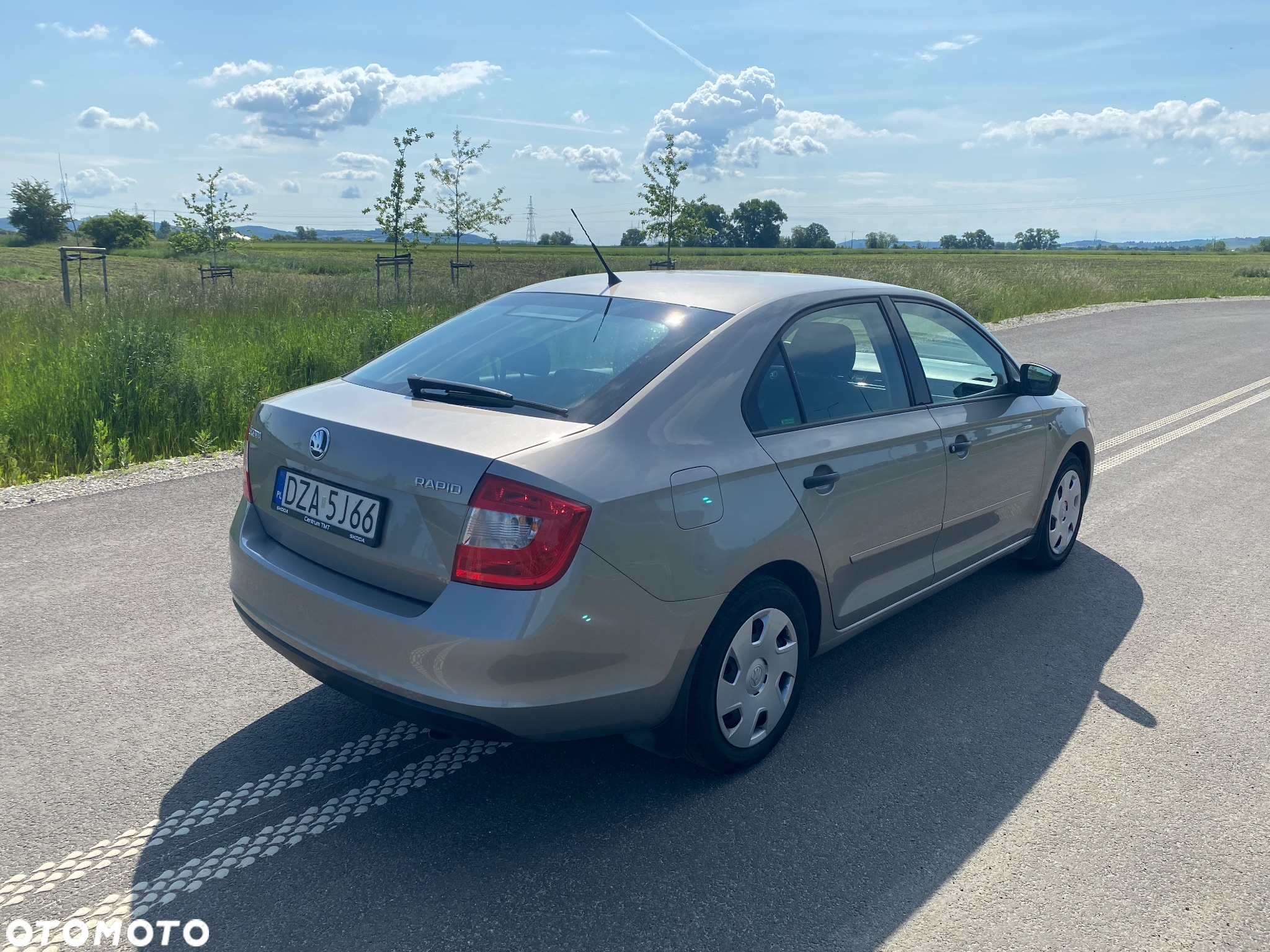 Skoda RAPID 1.2 TSI Active - 3