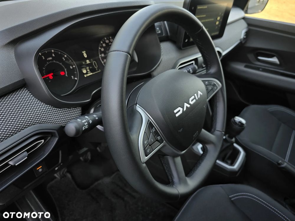 Dacia Sandero TCe 90 Journey - 23