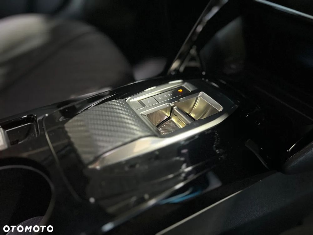 Peugeot 2008 PureTech mHEV Allure e-DCS6 - 14