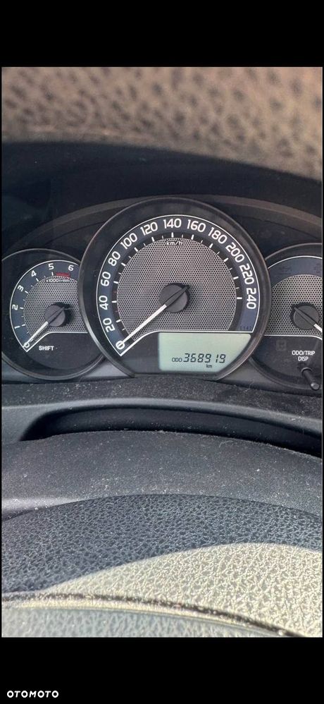 Toyota Auris 1.4 D-4D Active - 2