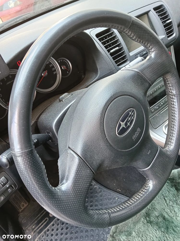 Subaru Legacy - 7
