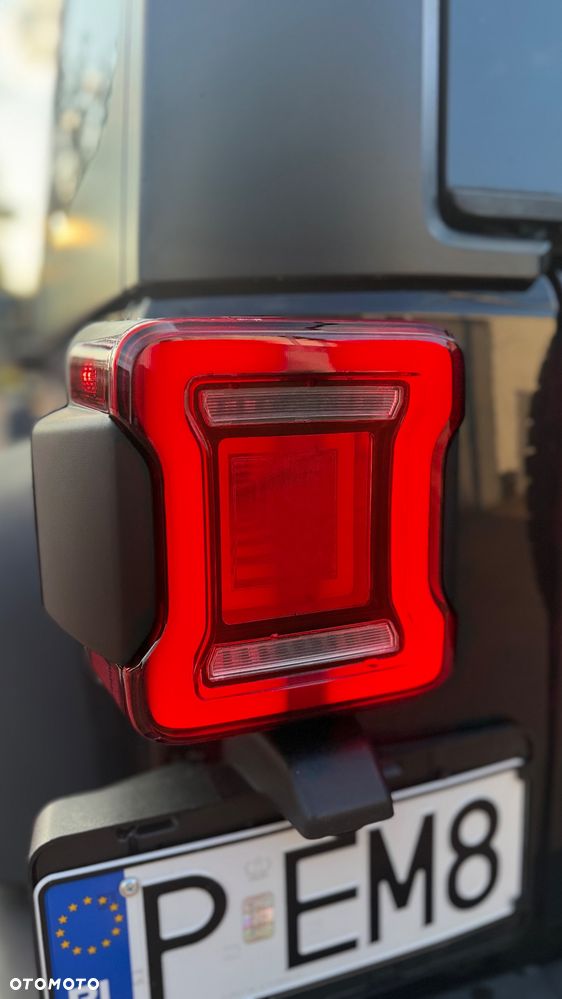Jeep Wrangler 3.6 Unlim X - 17