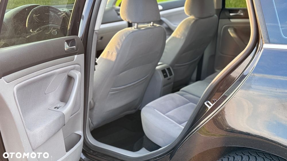 Volkswagen Golf 1.9 TDI Comfortline DSG - 7