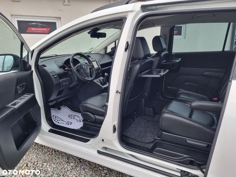 Mazda 5 2.0 Exclusive + - 9