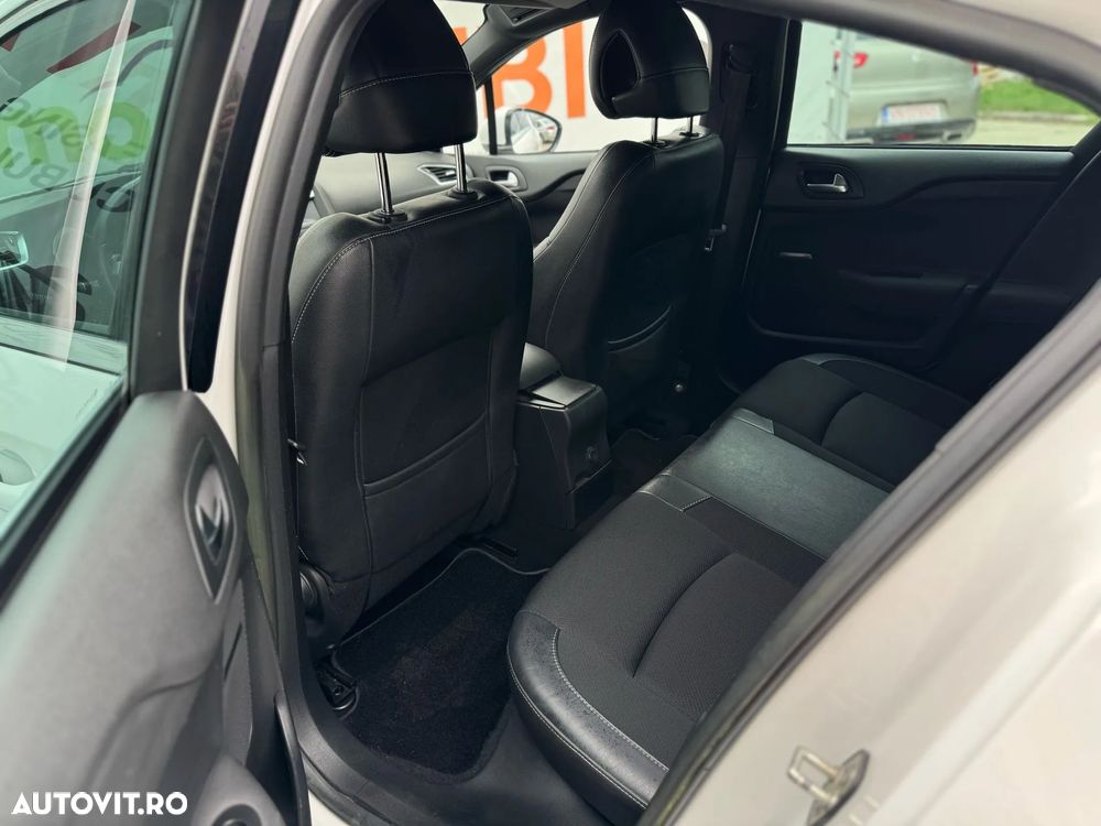 Citroën DS4 1.6 e-HDI Airdream BMP6 Chic - 29