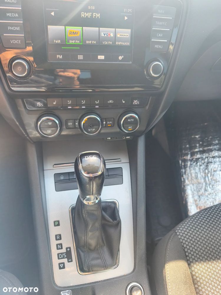 Skoda Octavia 2.0 TDI Ambition DSG - 16