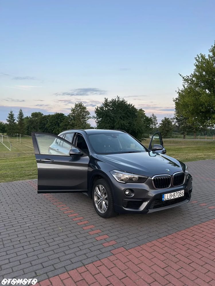 BMW X1 sDrive18i Sport Line - 19