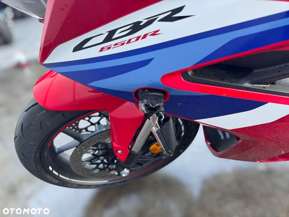 Honda CBR - 15