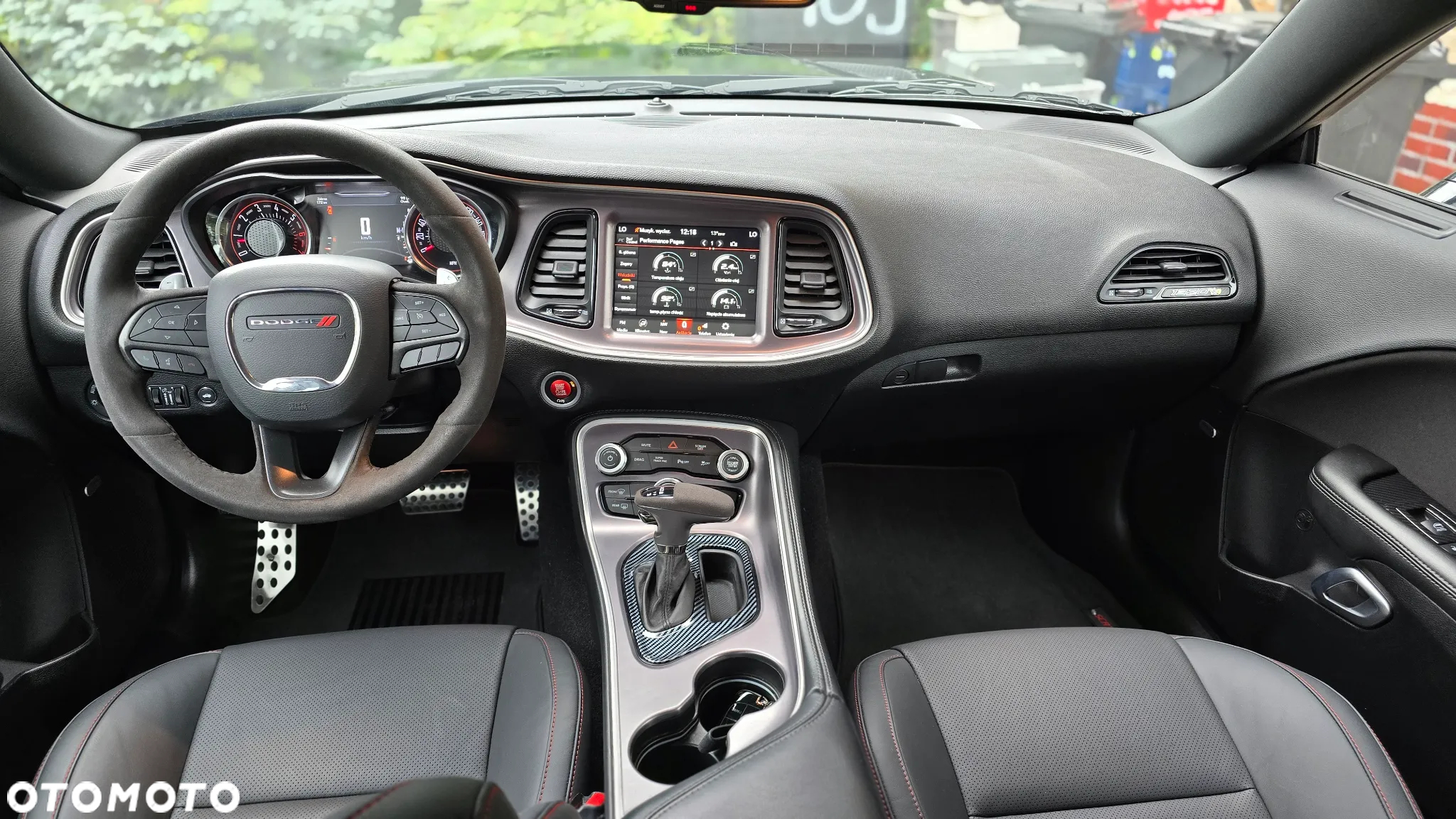Dodge Challenger 6.4 Scat Pack - 8