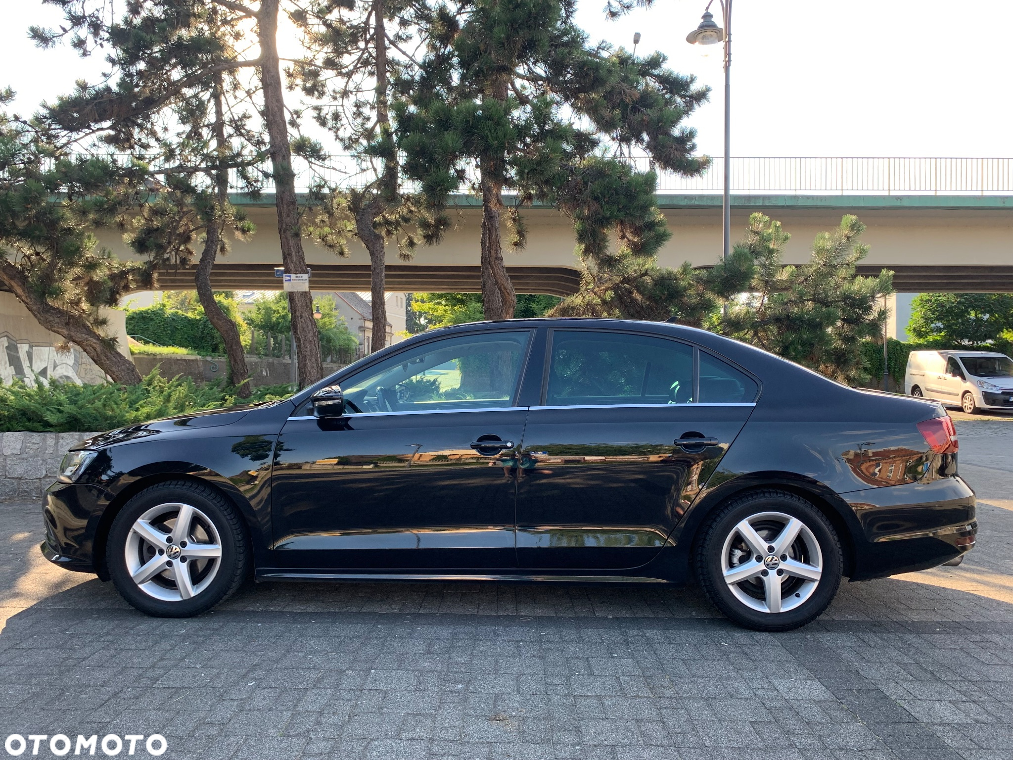 Volkswagen Jetta 1.4 TSI BMT Highline - 8