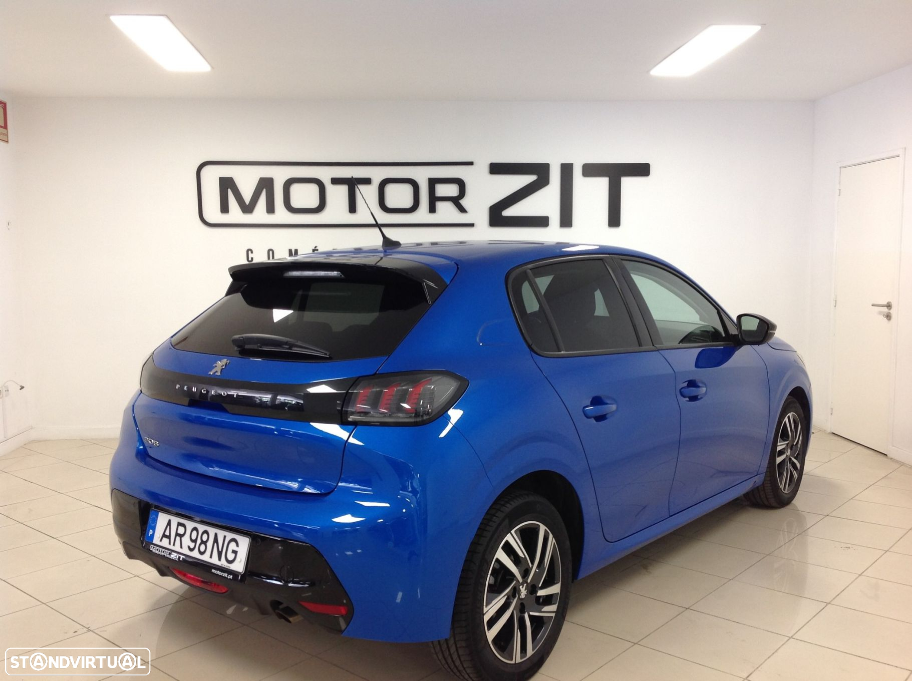 Peugeot 208 1.2 PureTech Allure - 6