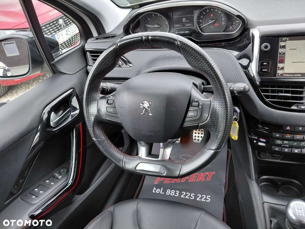 Peugeot 208 - 21