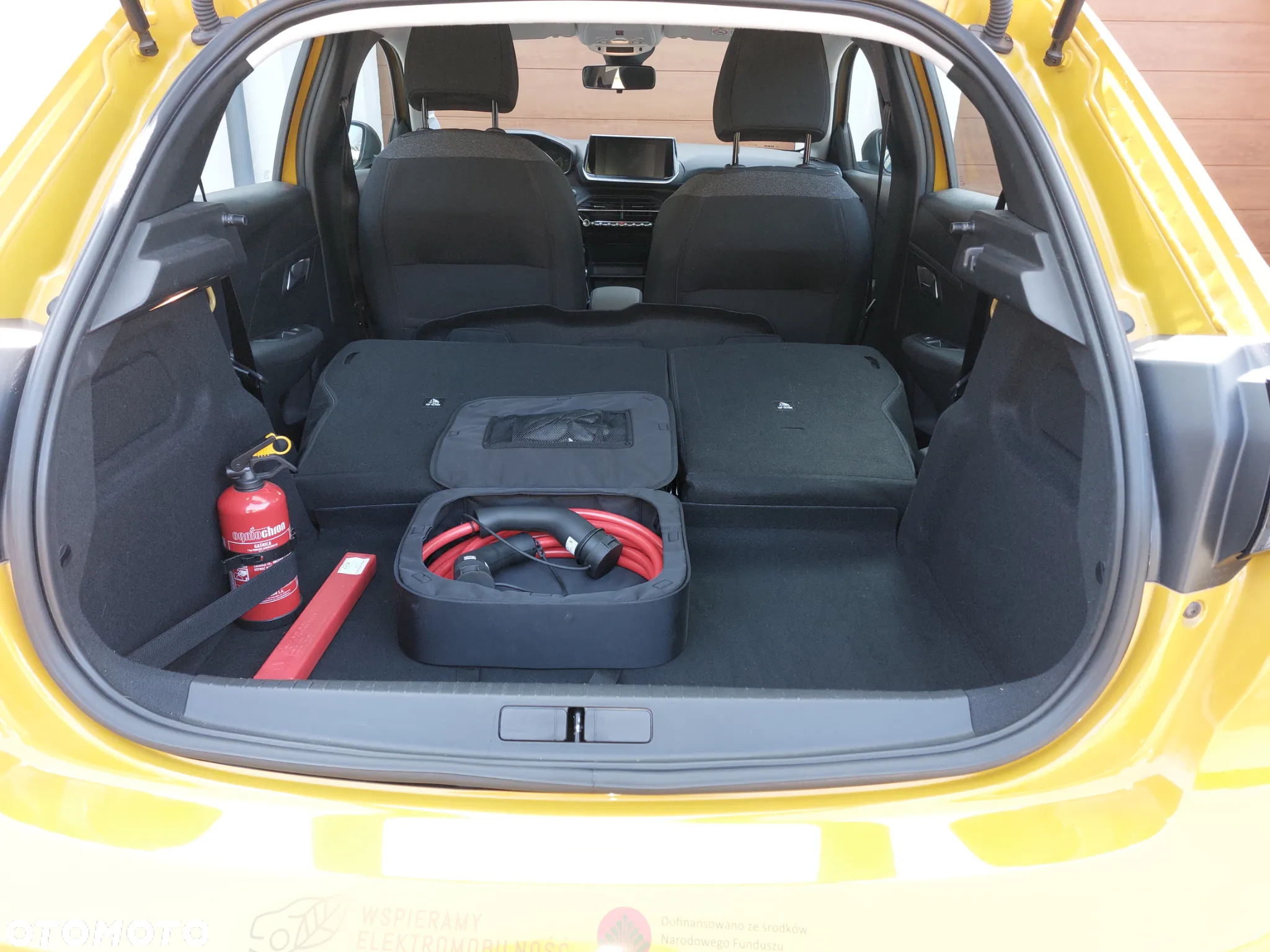 Peugeot 208 e-208 Active Pack - 12