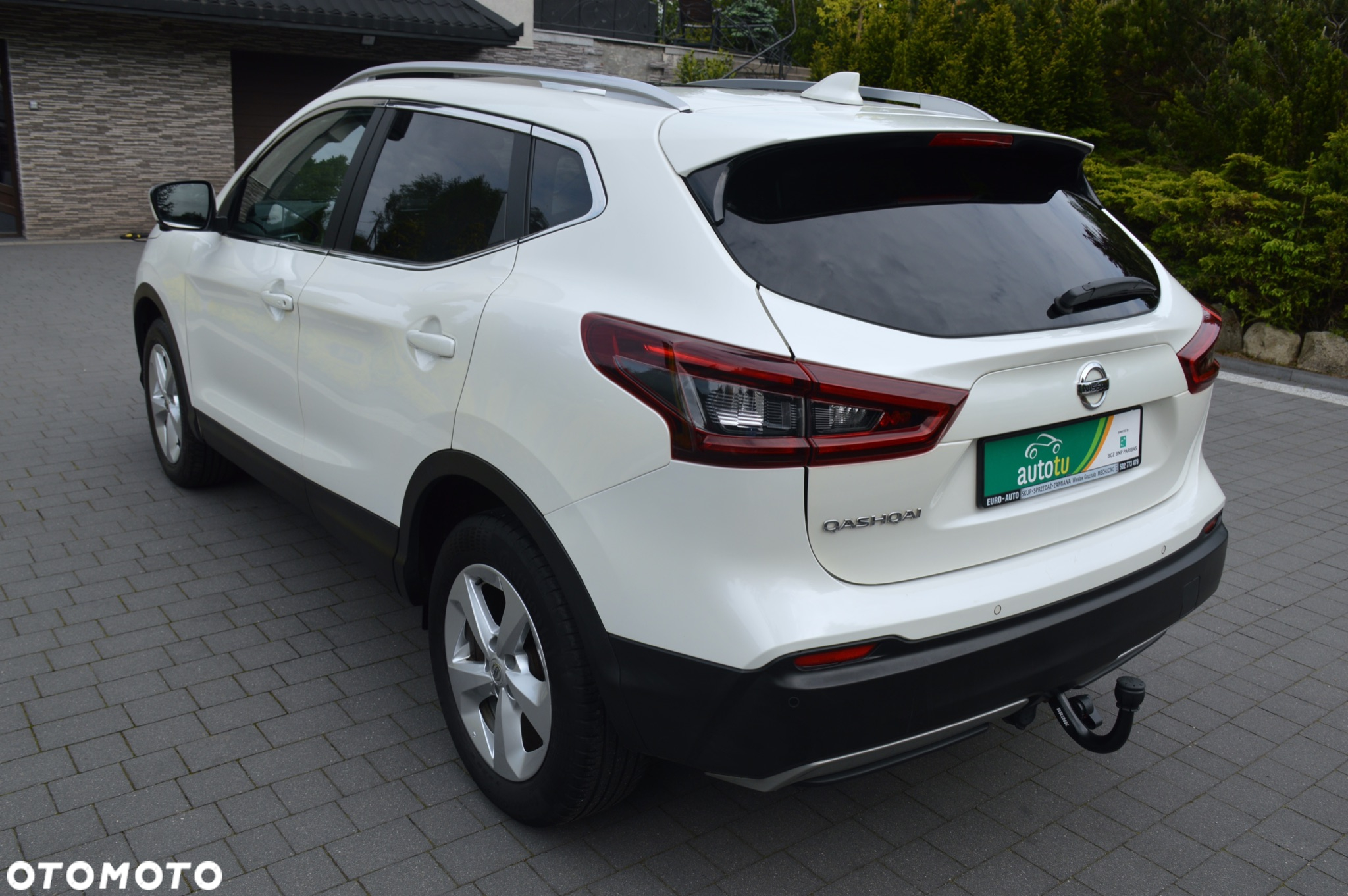 Nissan Qashqai 1.3 DIG-T DCT TEKNA+ - 4