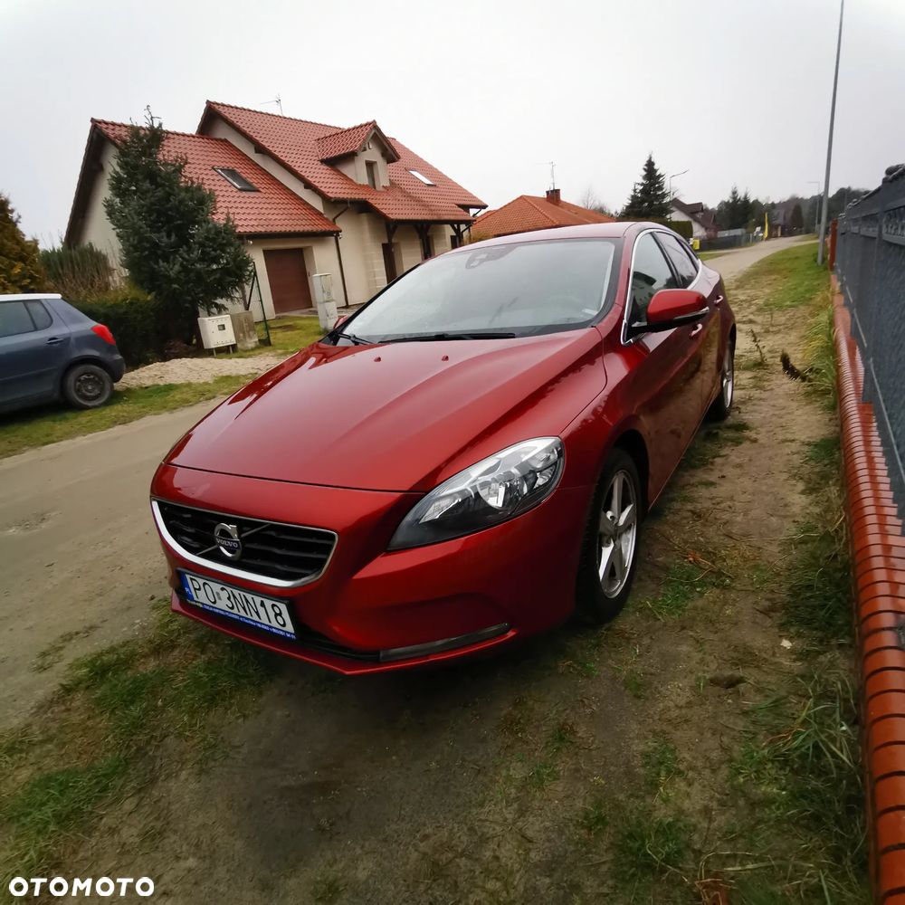 Volvo V40 D2 - 2
