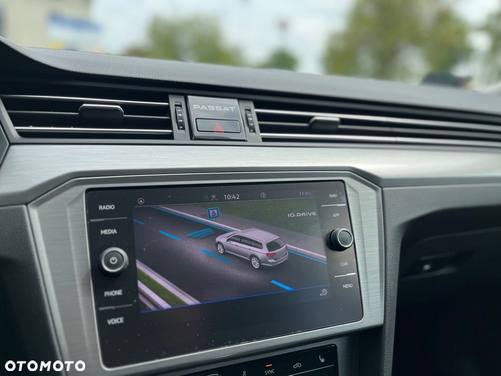 Volkswagen Passat 1.5 TSI EVO Essence DSG - 11