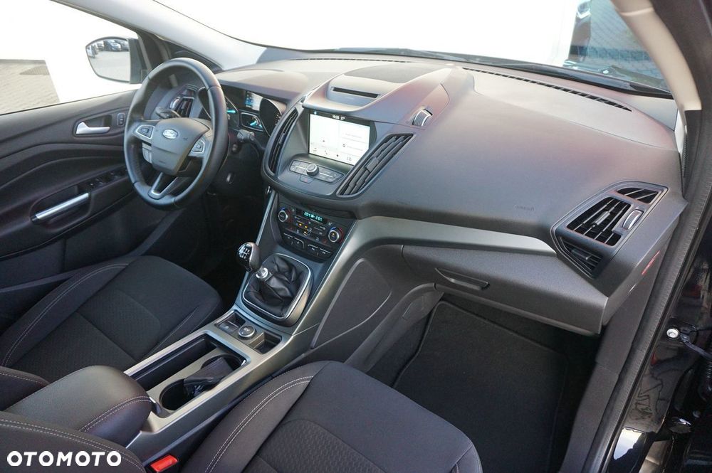 Ford Kuga 2.0 TDCi 2x4 Cool & Connect - 9