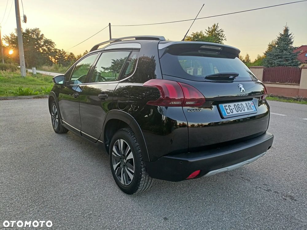 Peugeot 2008 PureTech 110 Stop&Start Allure - 22