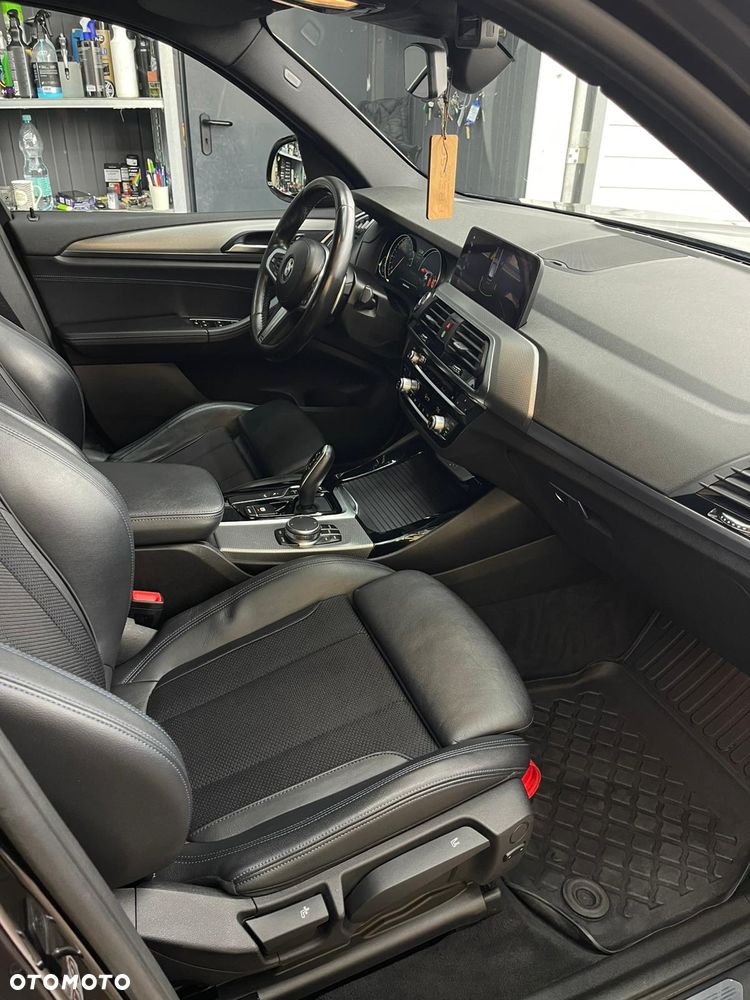 BMW X3 xDrive20d - 31