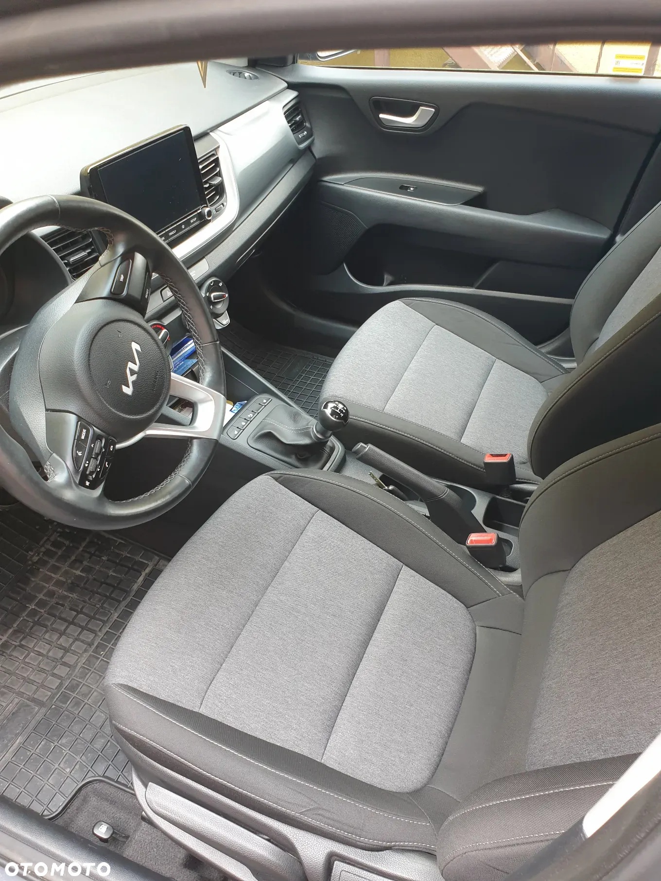 Kia Stonic 1.2 L - 12