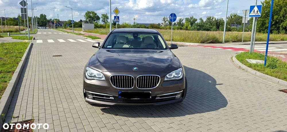BMW Seria 7 740d xDrive - 15