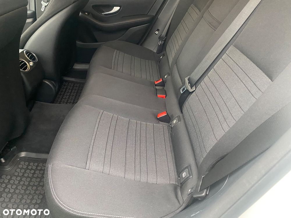 Mercedes-Benz GLC 220 d 4-Matic - 16