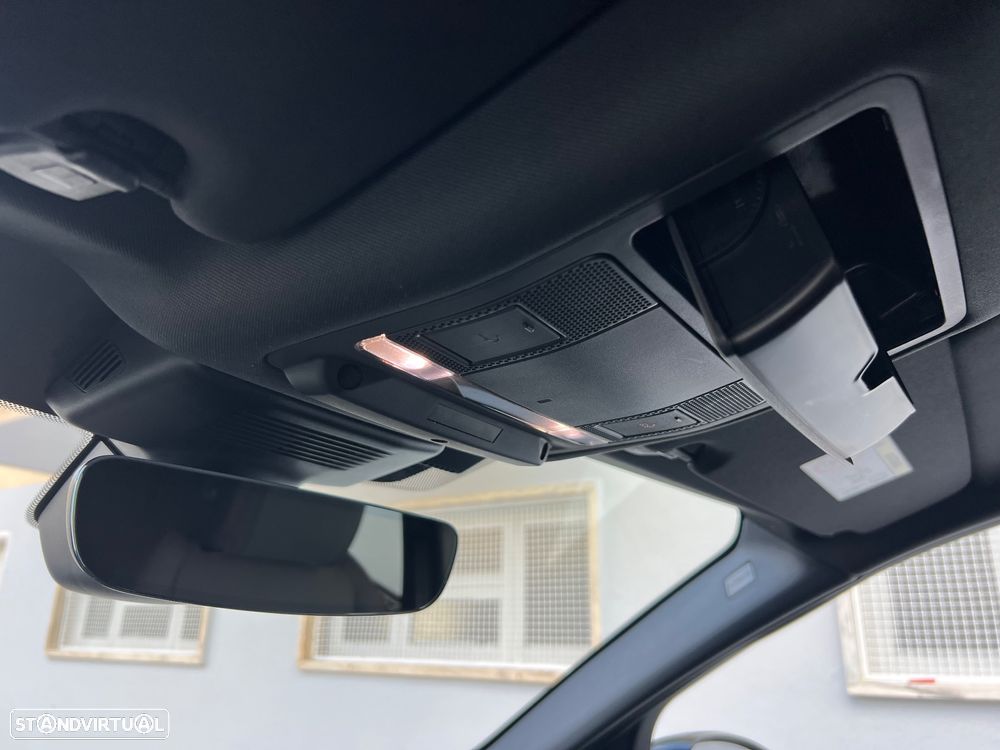 Land Rover Discovery Sport 2.0 eD4 R-Dynamic 7L - 32