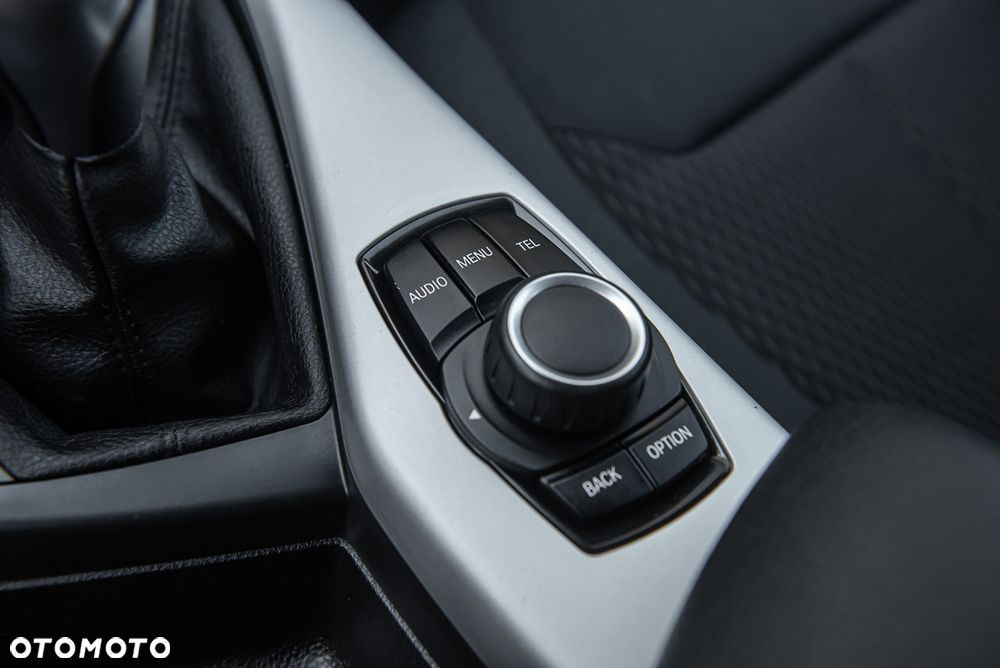 BMW Seria 1 116d EfficientDynamics Edition - 21