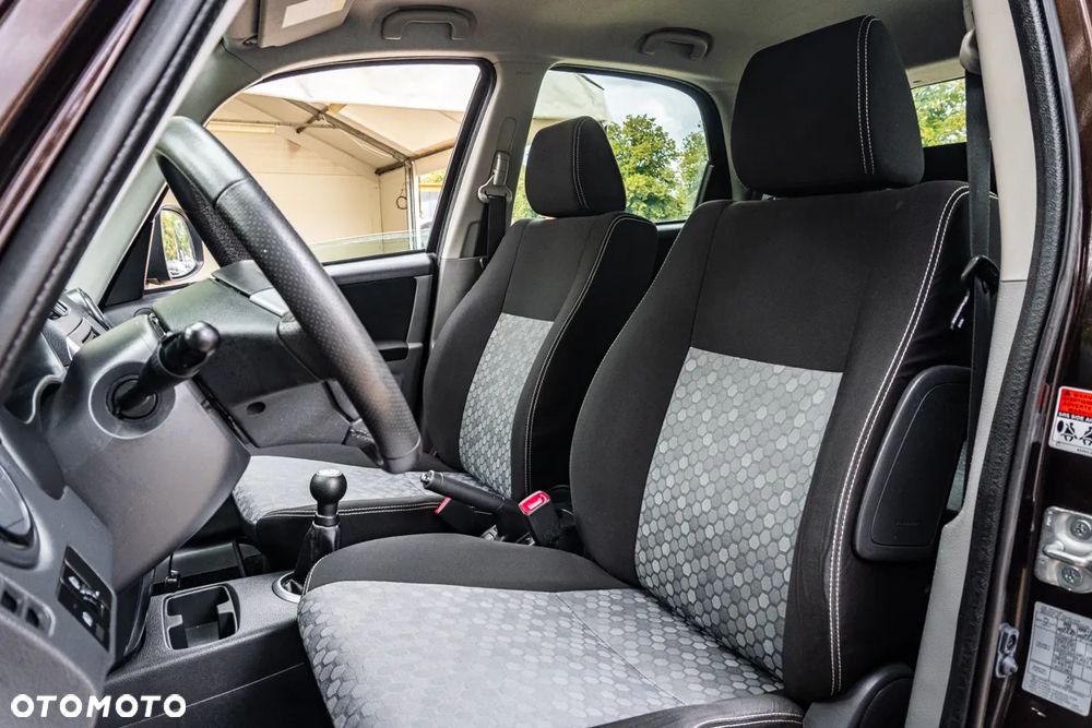 Suzuki SX4 1.6 Premium - 17