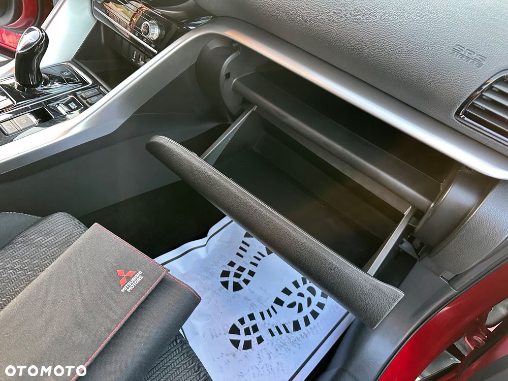 Mitsubishi Eclipse Cross - 23