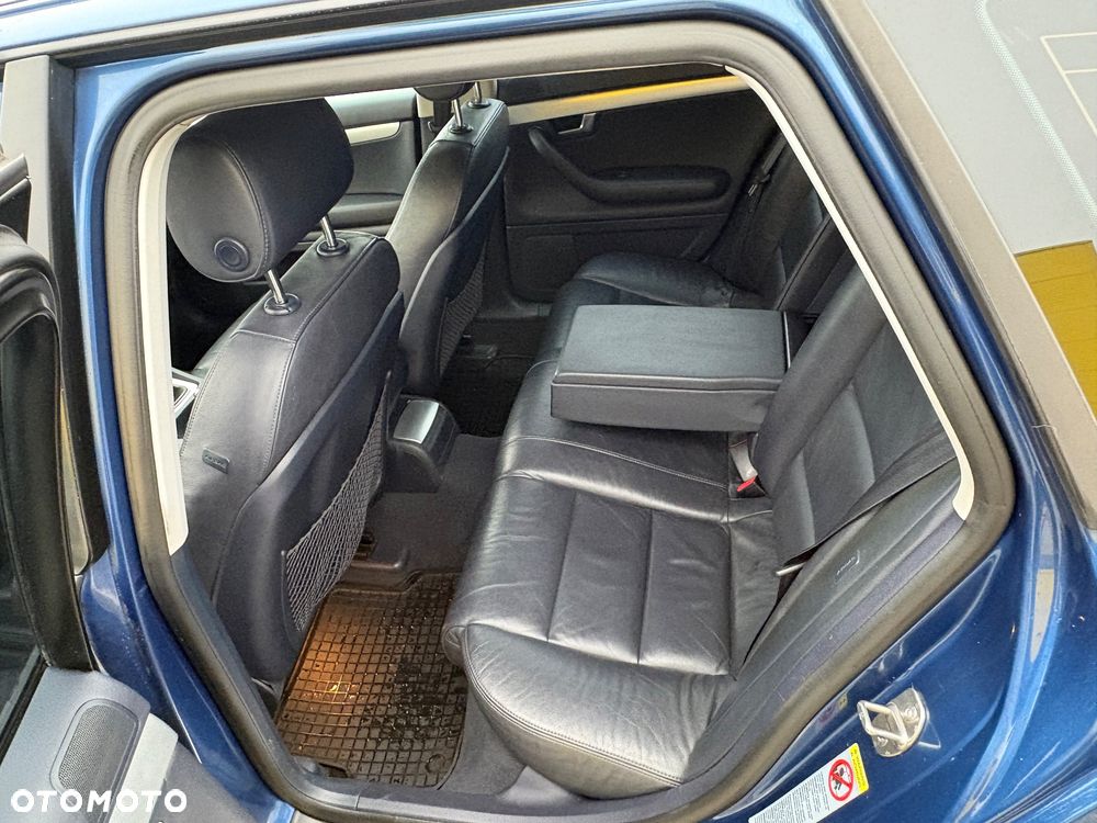 Audi A4 Avant 2.0 TDI - 9