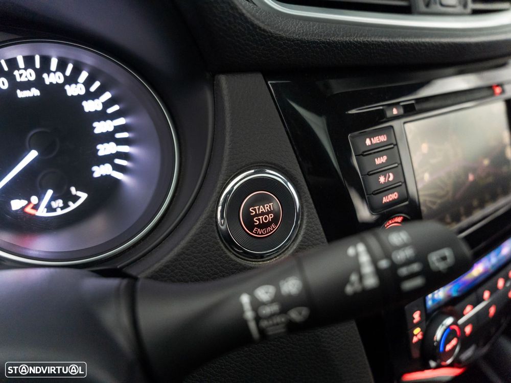 Nissan Qashqai 1.5 dCi N-Connecta - 21