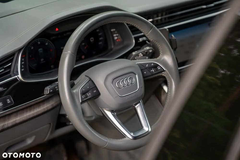 Audi Q8 - 23
