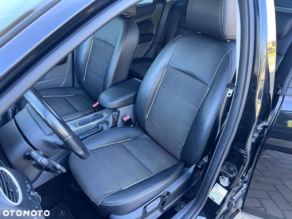 Ford Focus - 17