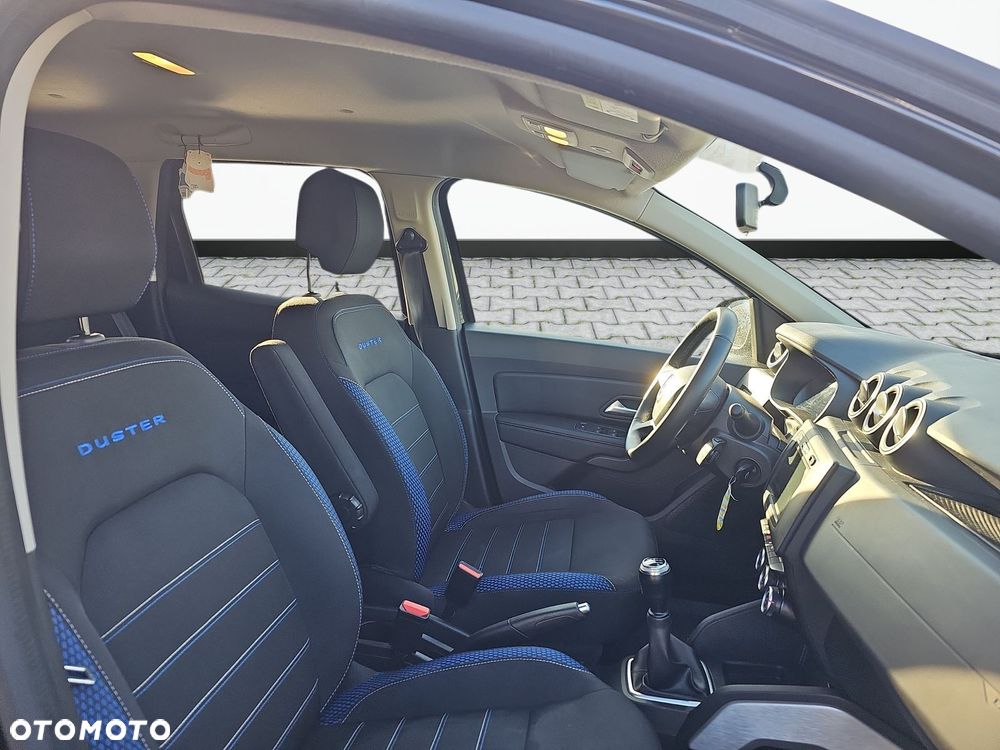 Dacia Duster 1.0 TCe SL Celebration - 13