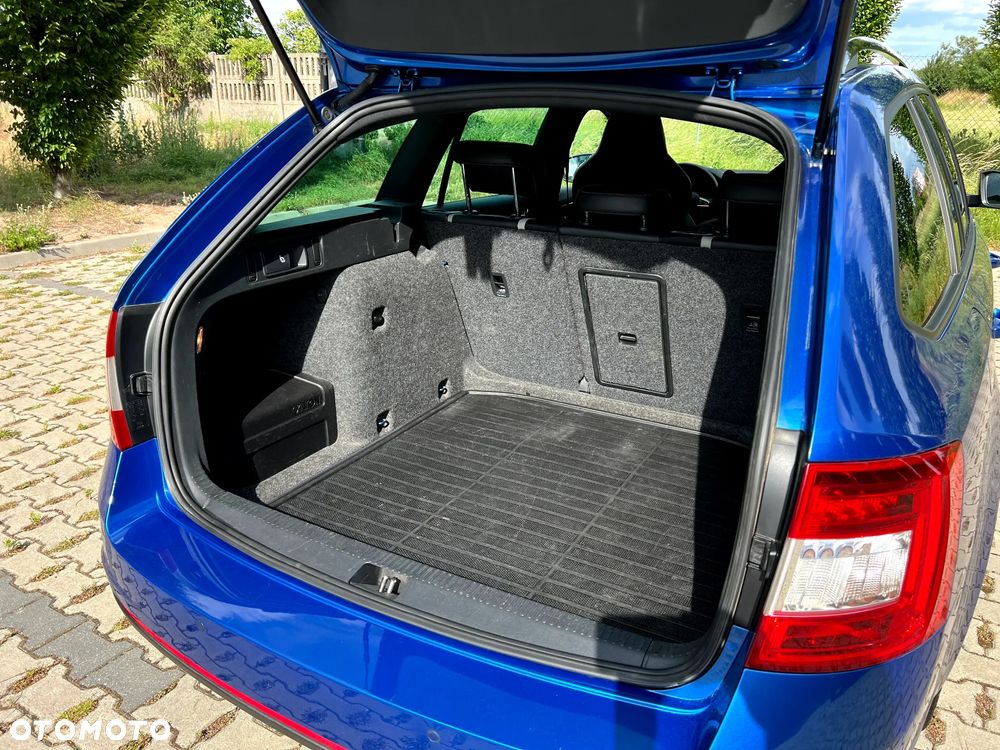 Skoda Octavia 2.0 TDI RS DSG - 7