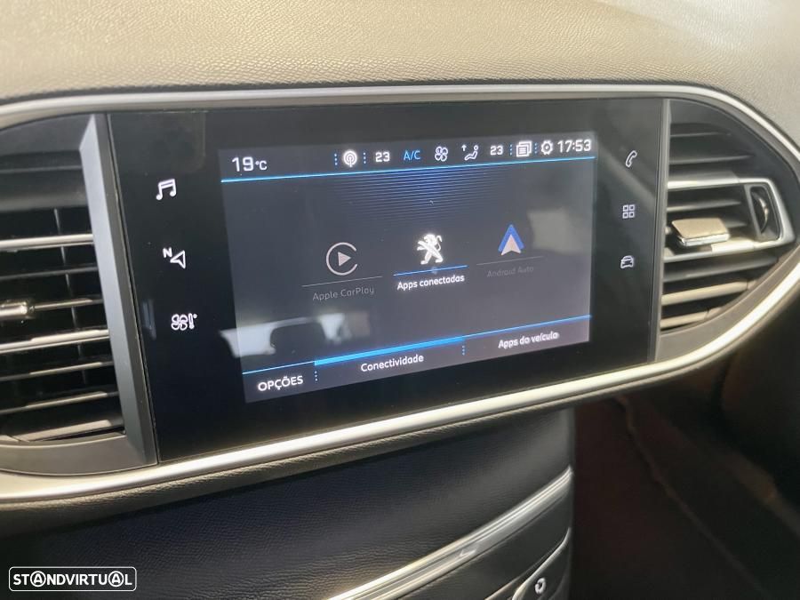 Peugeot 308 SW 1.2 PureTech Allure Pack EAT8 — fotografia 20